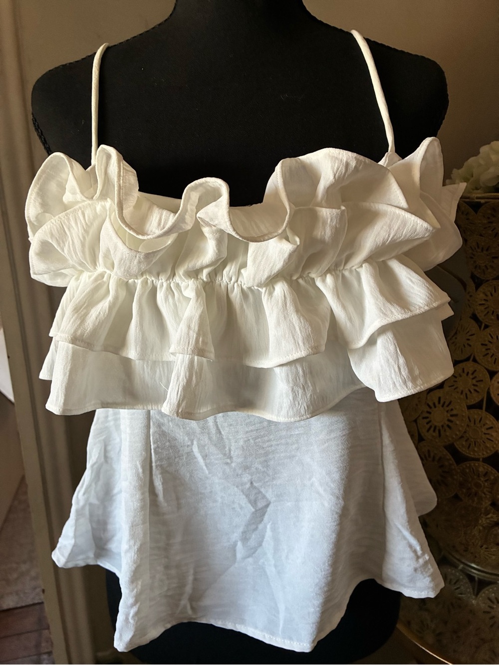 Sienna Sky White Ruffle Tiered Spaghetti Strap Cami SIZE Large NWOT